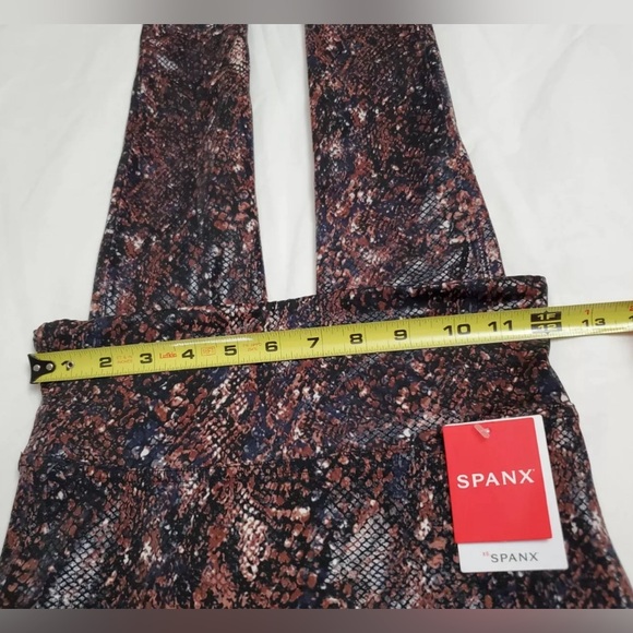 Nwt Spanx women's python/snakeskin leather leggings pants. Size Small - Picture 9 of 10